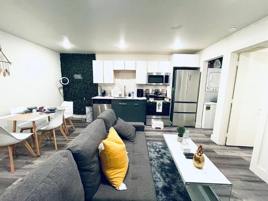 Luxe Travel Retreat Near Deep Ellum Apartment Dallas Luaran gambar